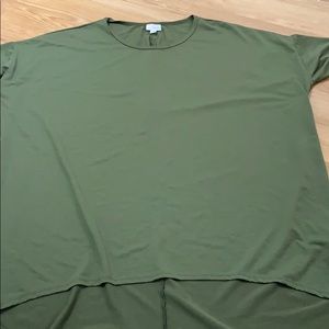 Women’s Xl lularoe Irma olive green!